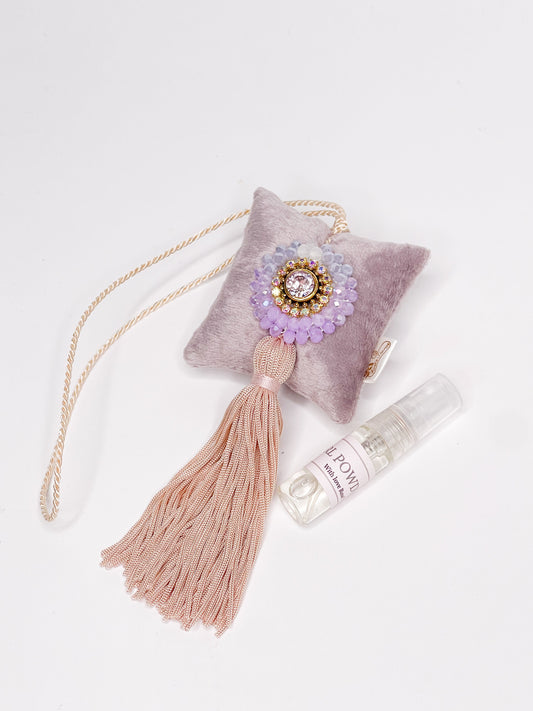 Hanging fragrance with sparkling crystals
