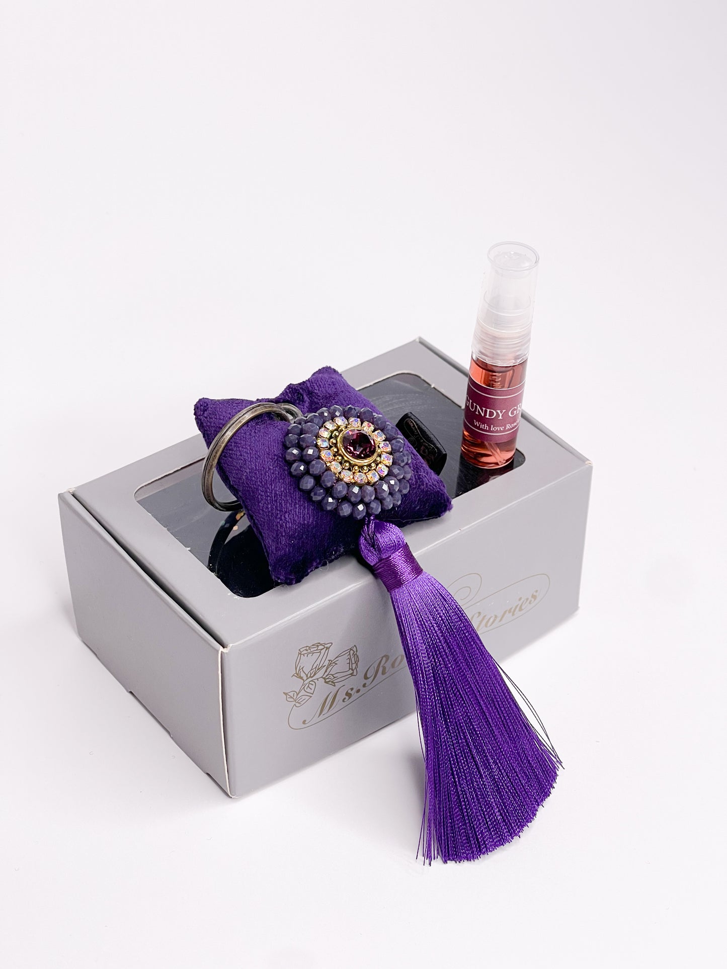 Scented key chain with sparkling crystals