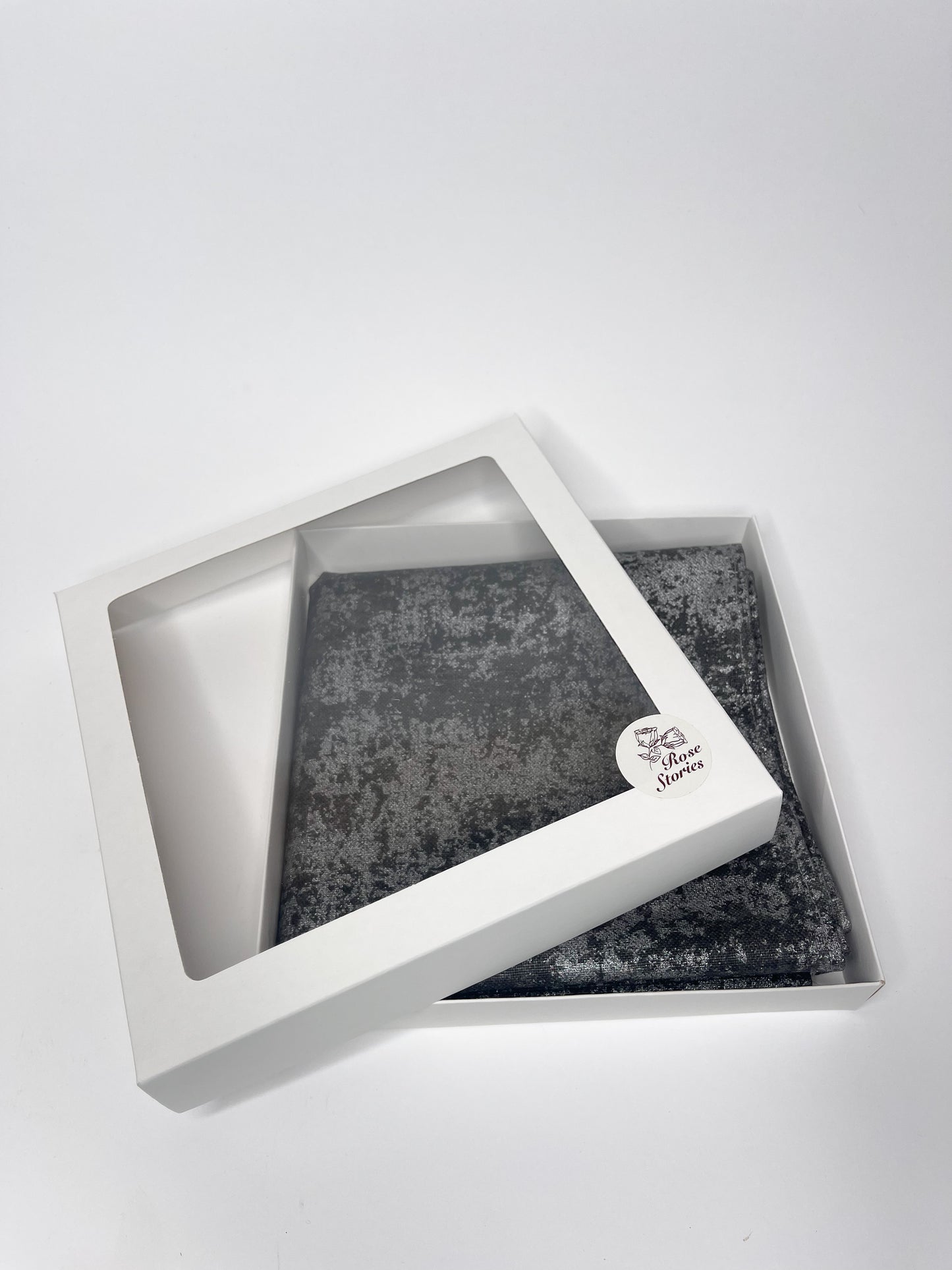 Table runner "Silver Land"