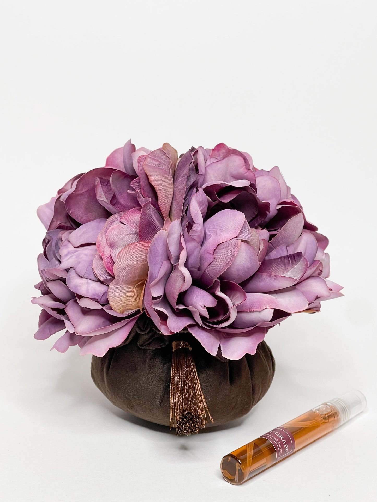 Home fragrance "Bordeaux peonies in a brown basket"