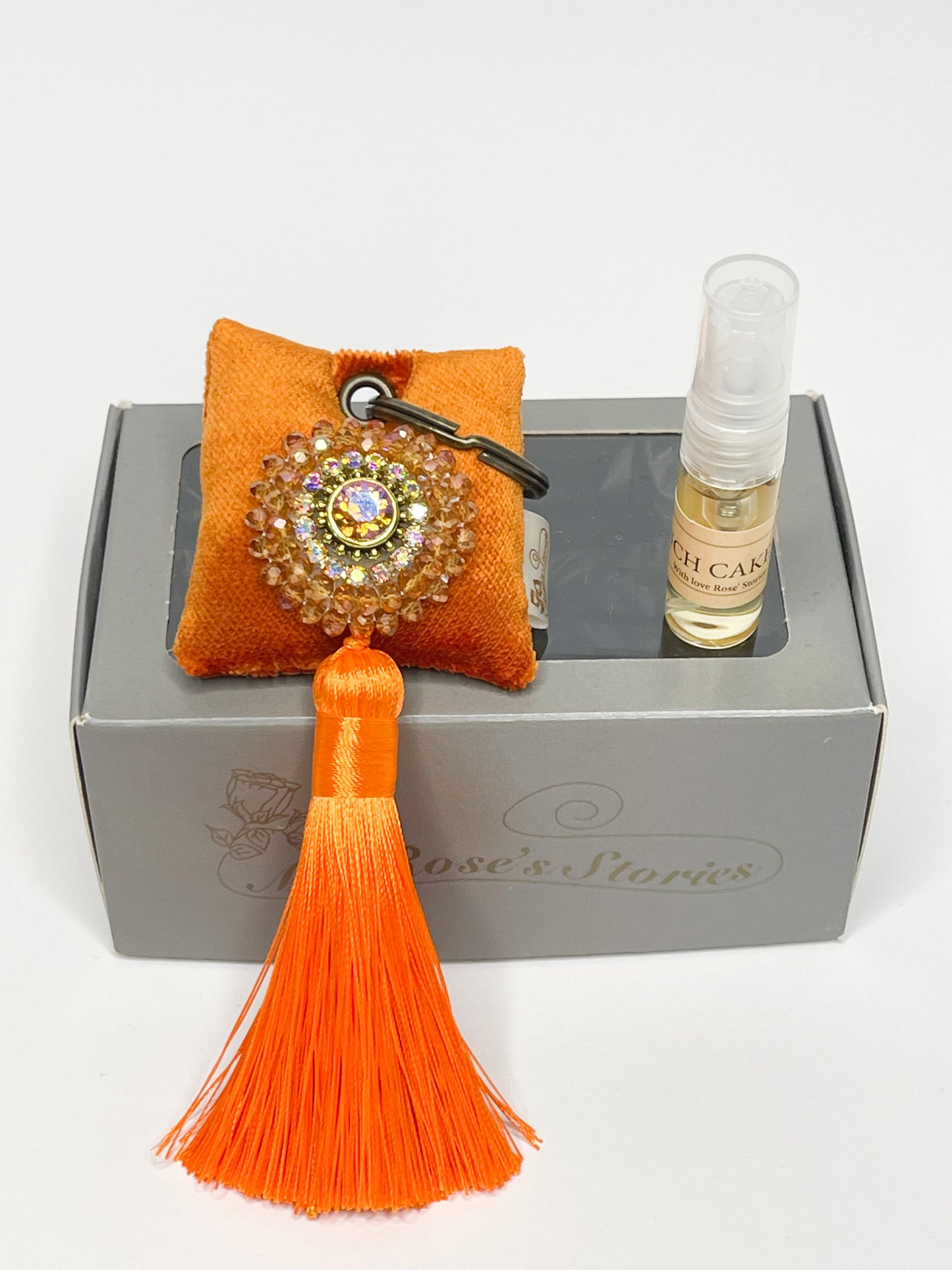 Scented key chain with sparkling crystals