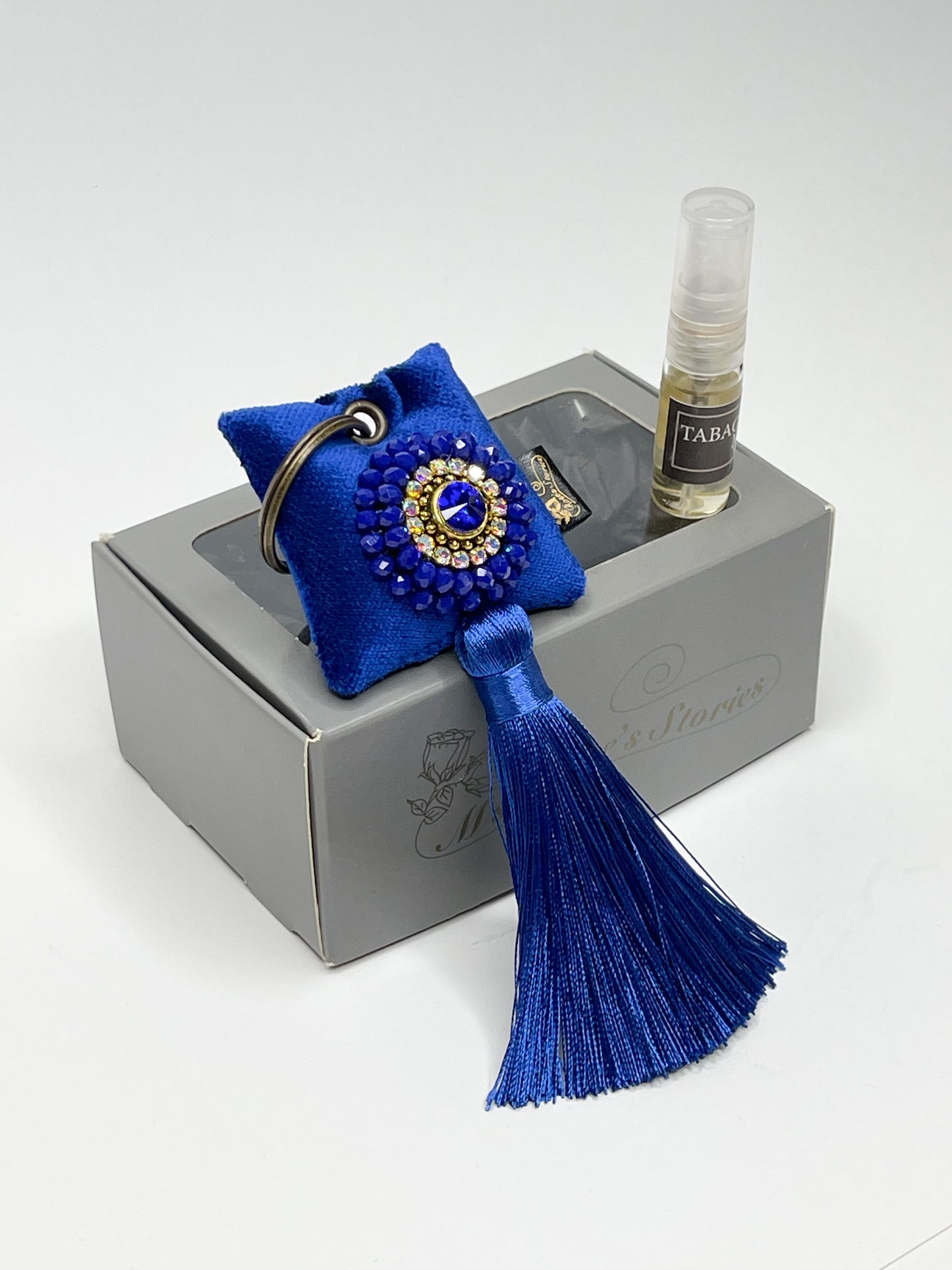 Scented key chain with sparkling crystals