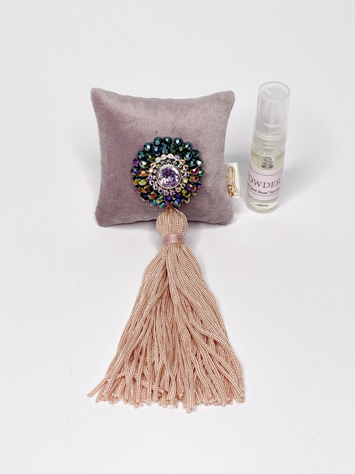Car fragrance with sparkling crystals