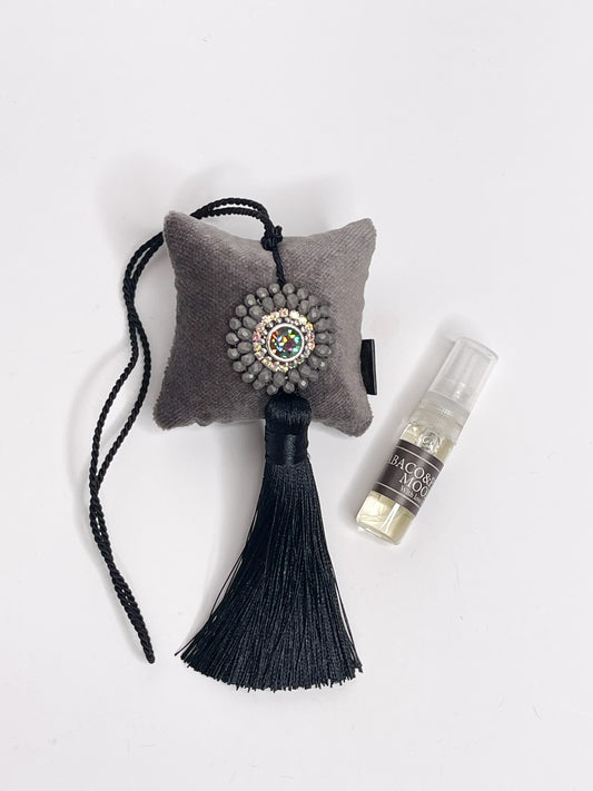 Hanging fragrance with sparkling crystals