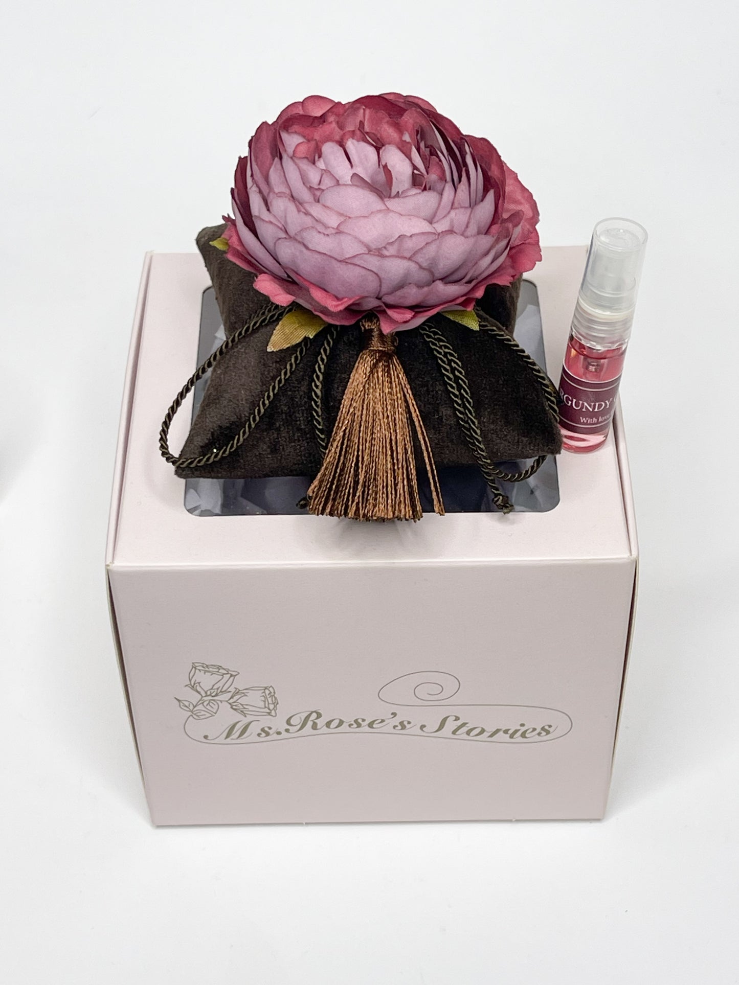 Home fragrance "Eggplant peony"