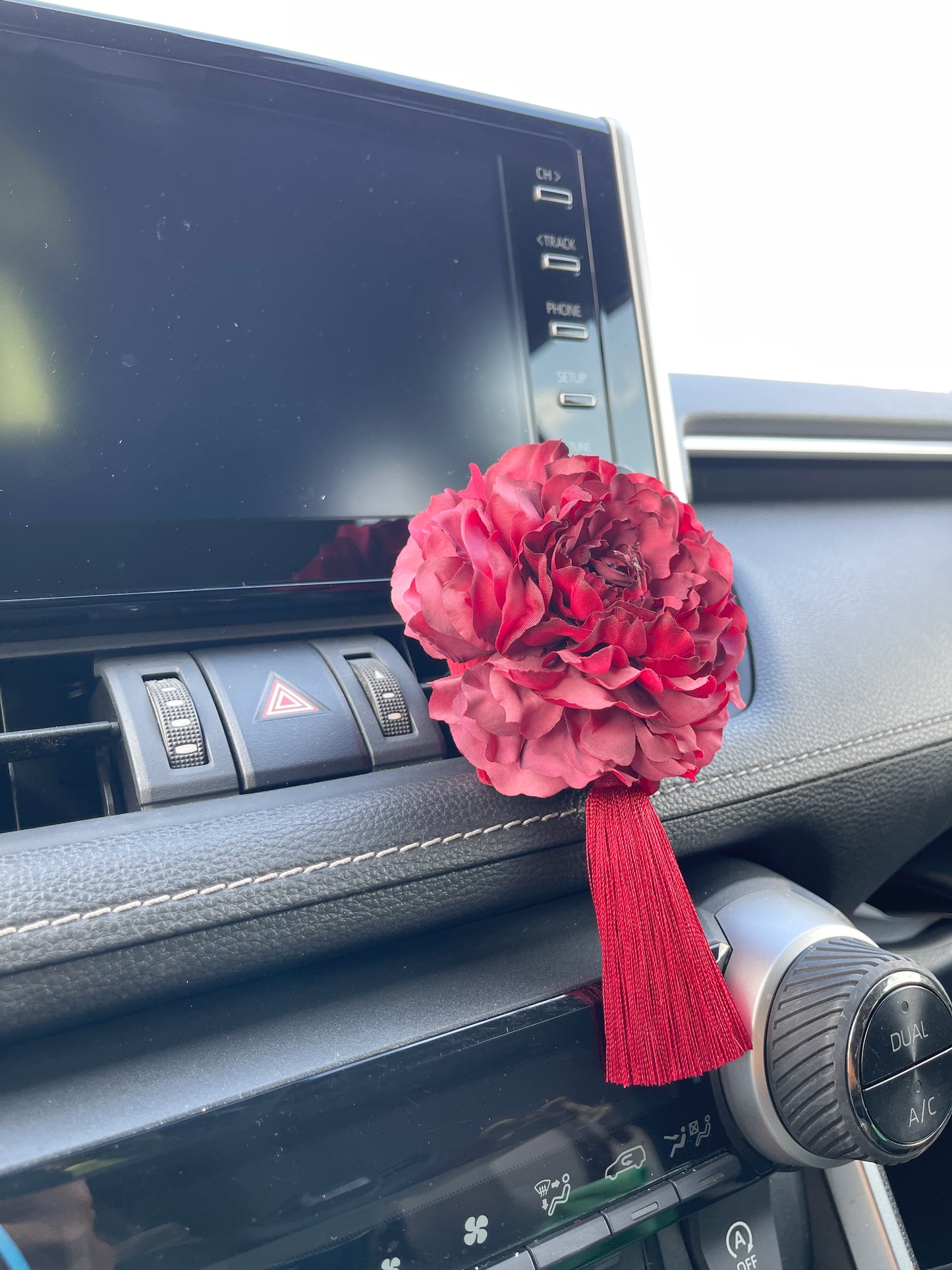 Kvapas automobiliui “Bordo žiedas”