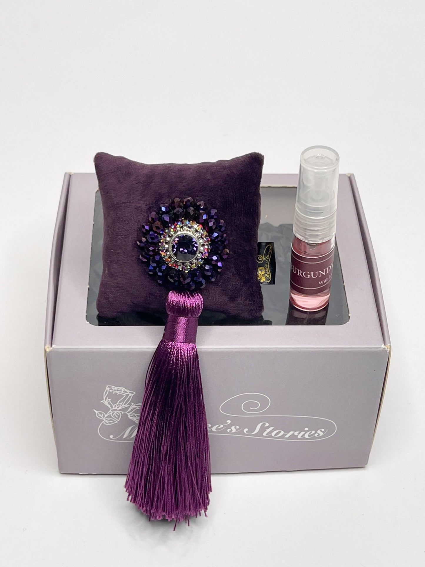 Car fragrance with sparkling crystals