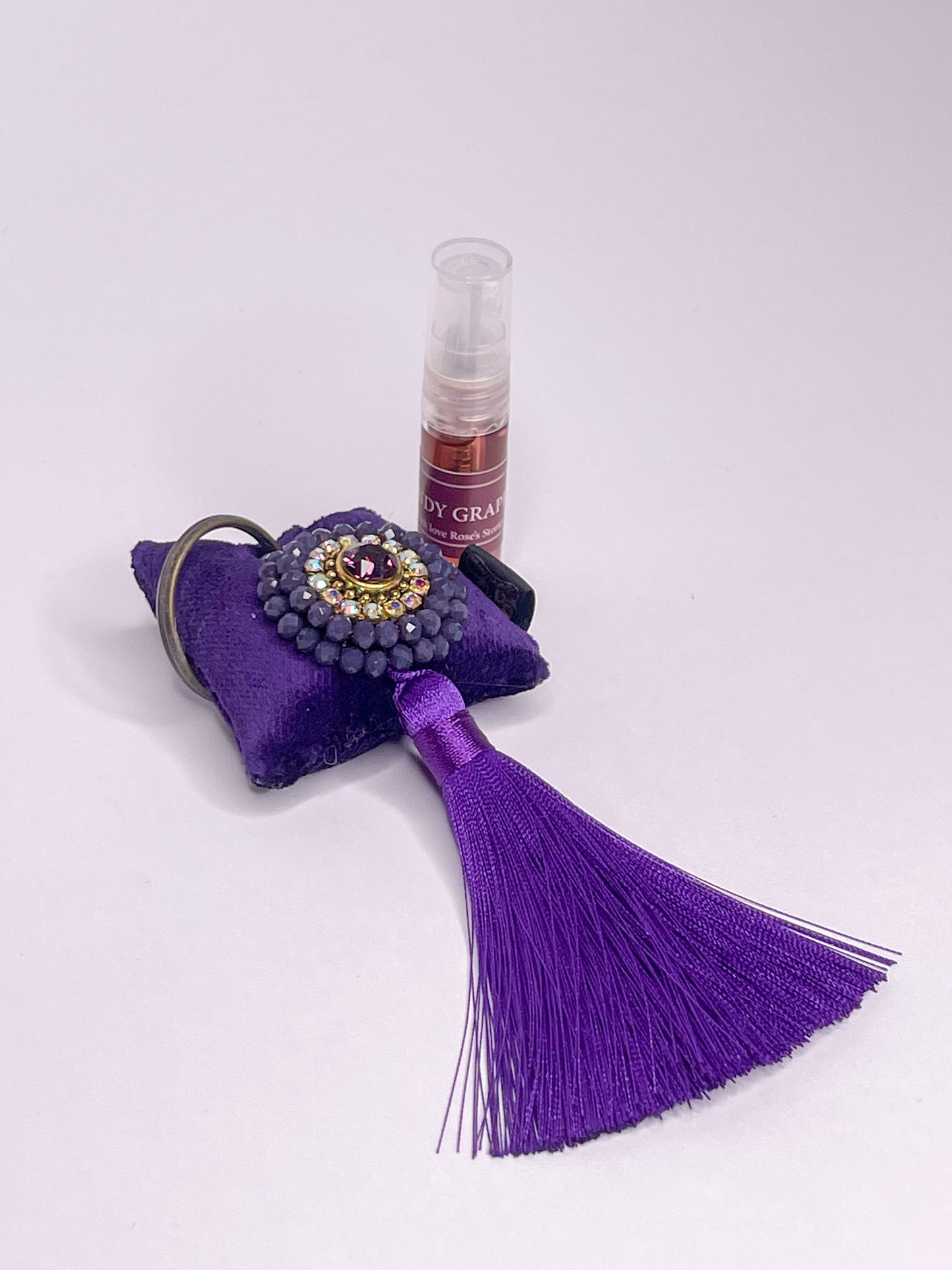 Scented key chain with sparkling crystals