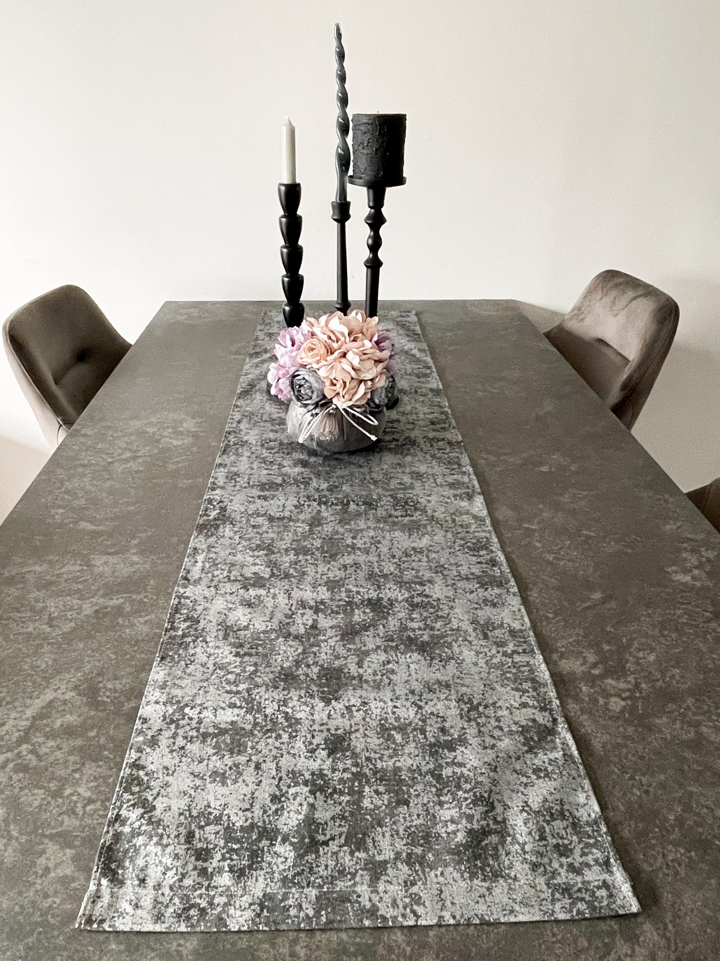 Table runner "Silver Land"