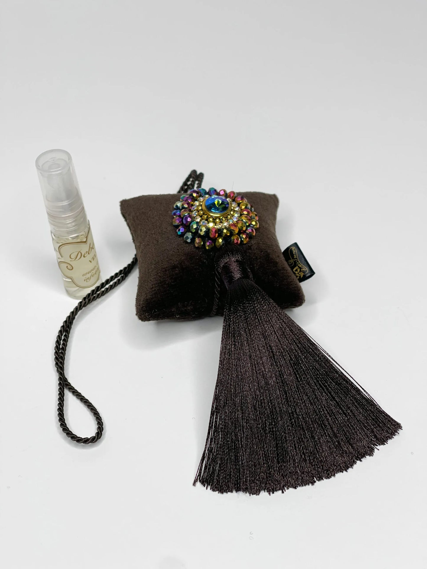 Hanging fragrance with sparkling crystals