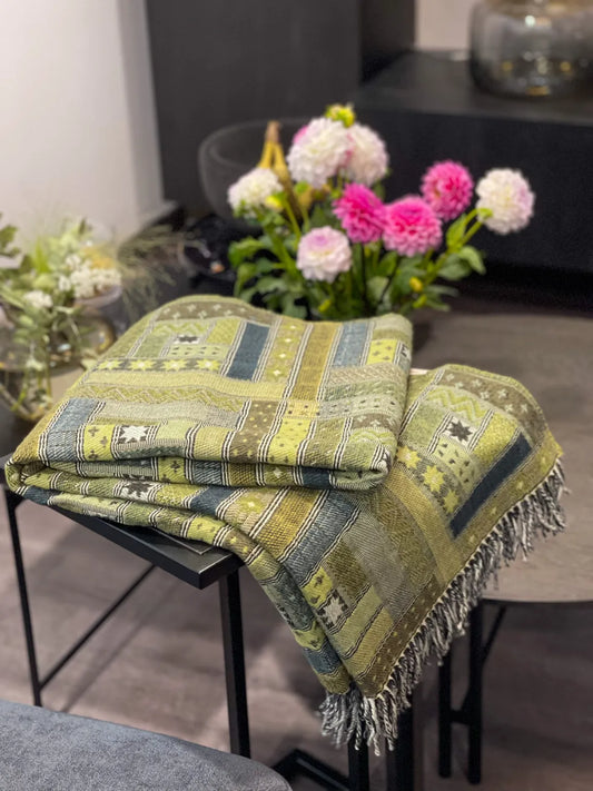 Merino vilnos pledas “Žali ornamentai”