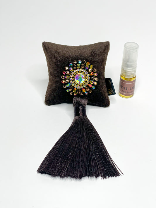 Kvapas automobiliui su žėrinčiais kristalais