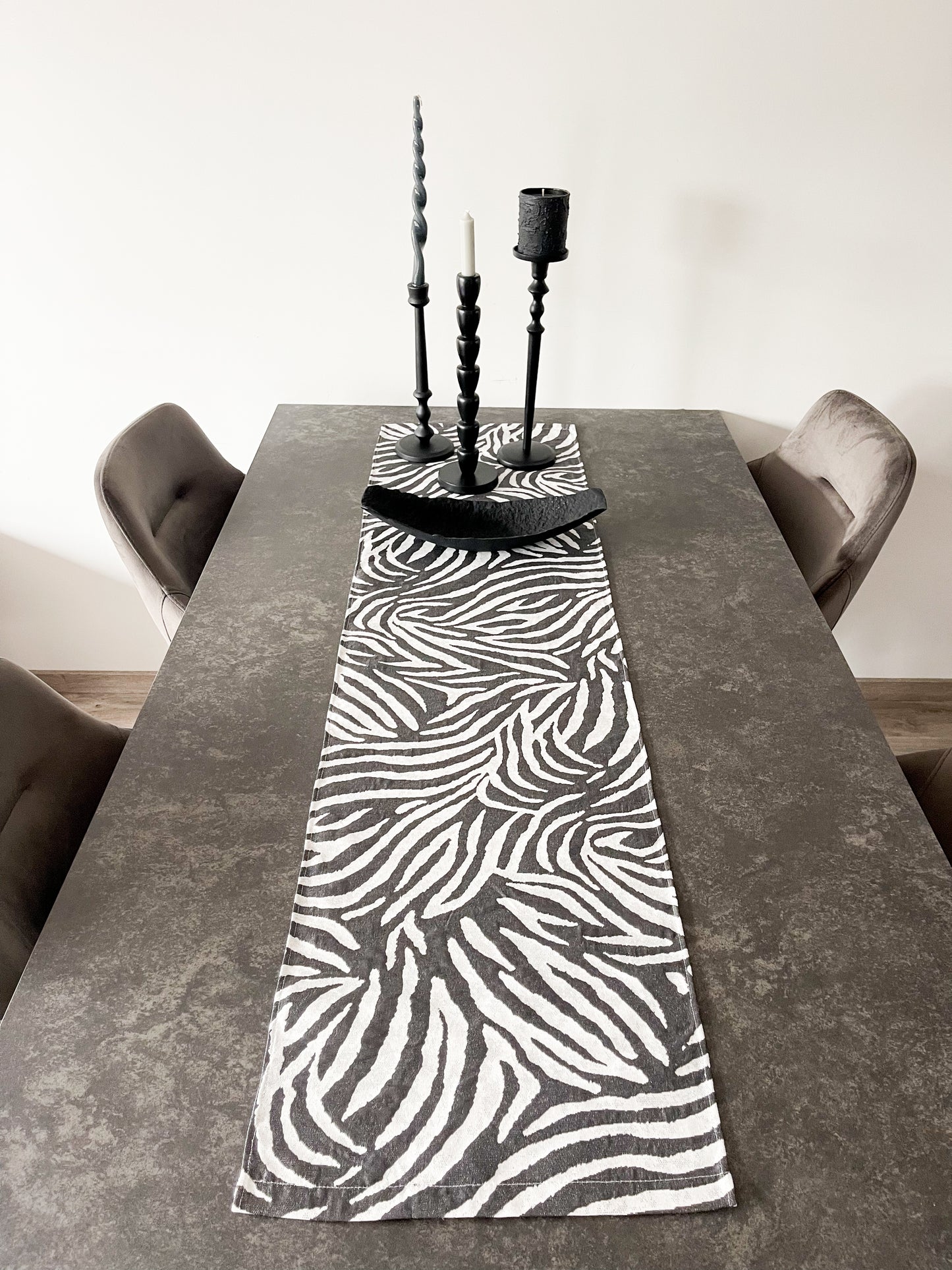 Table runner "Safari"