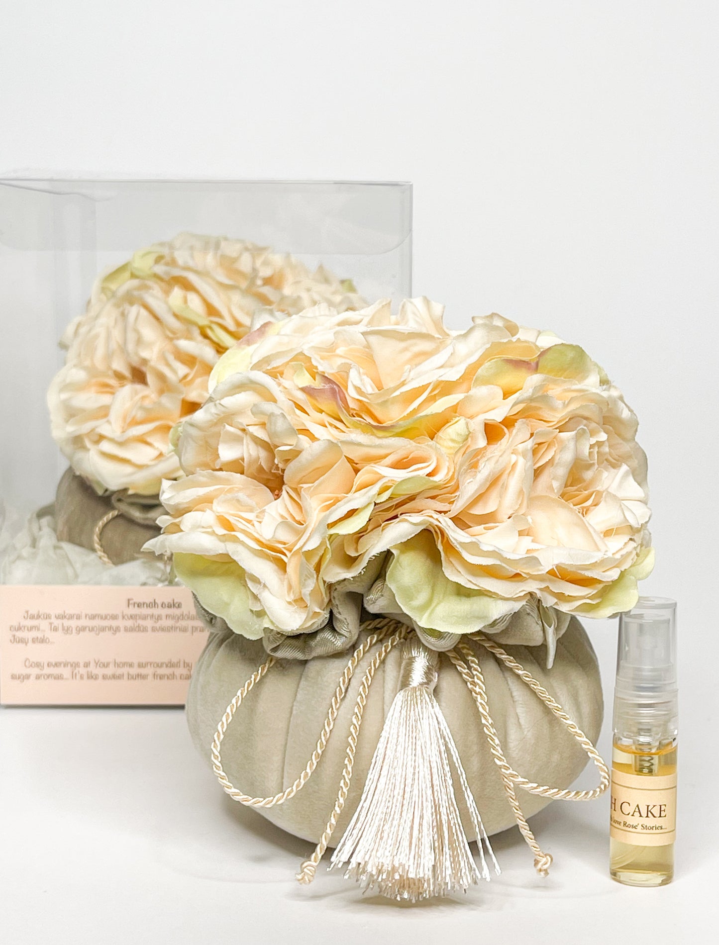 Home fragrance "Milk white roses"