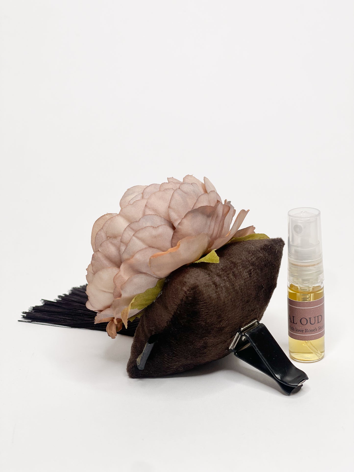 "Chocolate peony" car fragrance