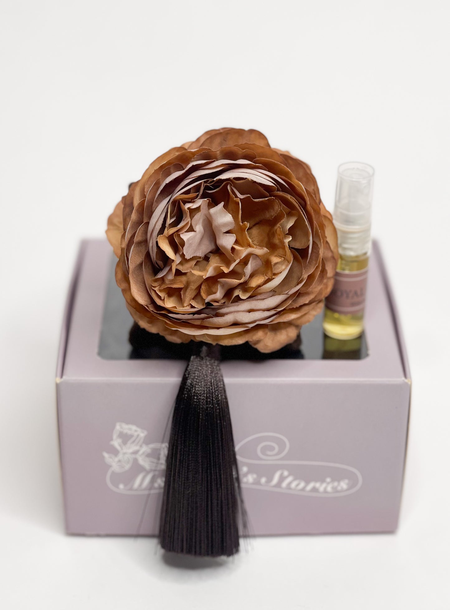 "Chocolate peony" car fragrance