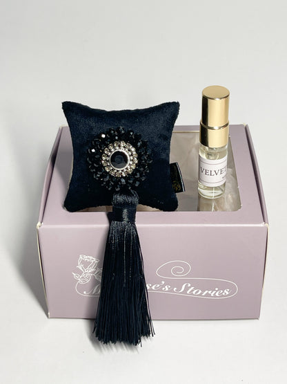 Car air freshener with sparkling crystals