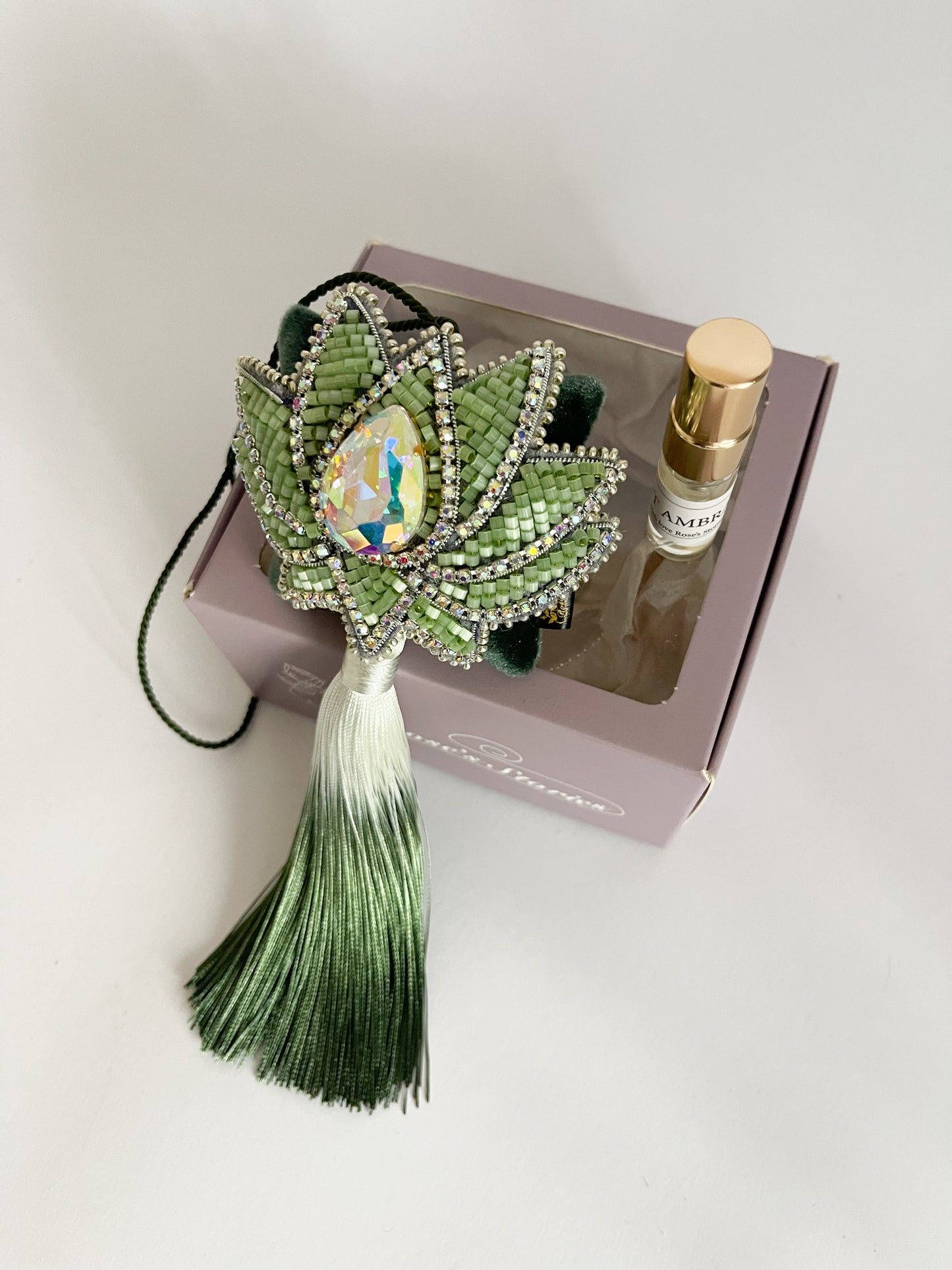 Hanging fragrance "Peach Lotus Ring"