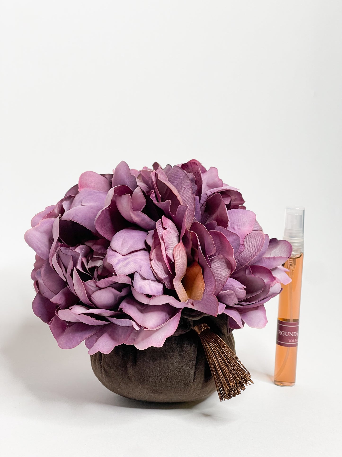 Home fragrance "Bordeaux peonies in a brown basket"
