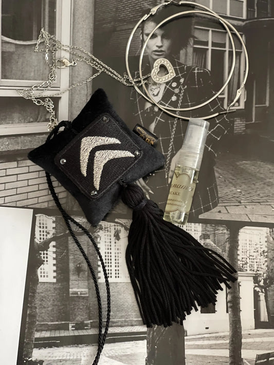 Pakabinamas kvapas "Citroen"