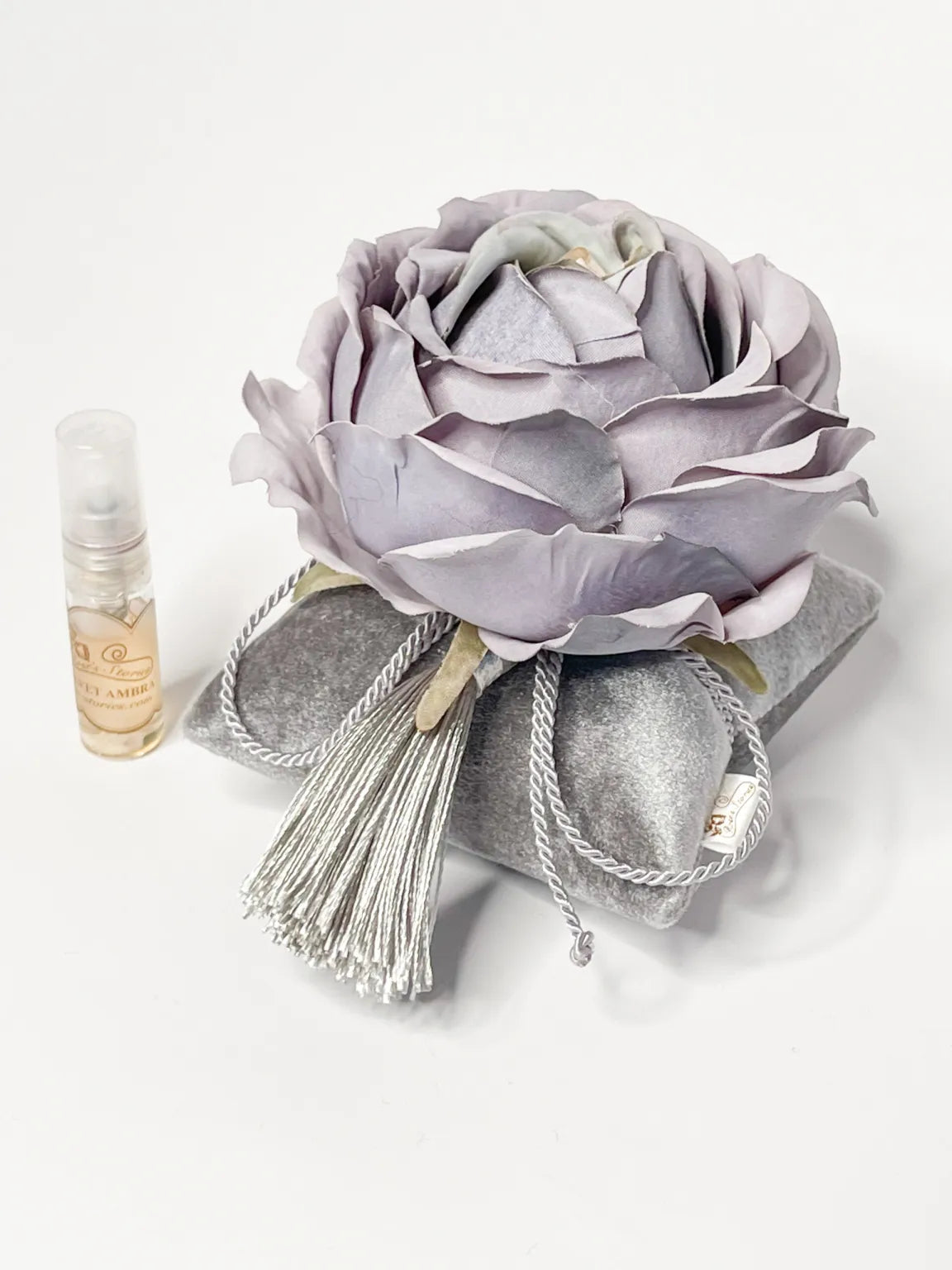 Home fragrance "Grey Rose"