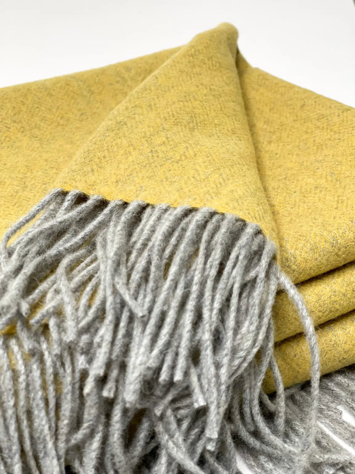 Merino and cashmere wool blanket "Yellow"